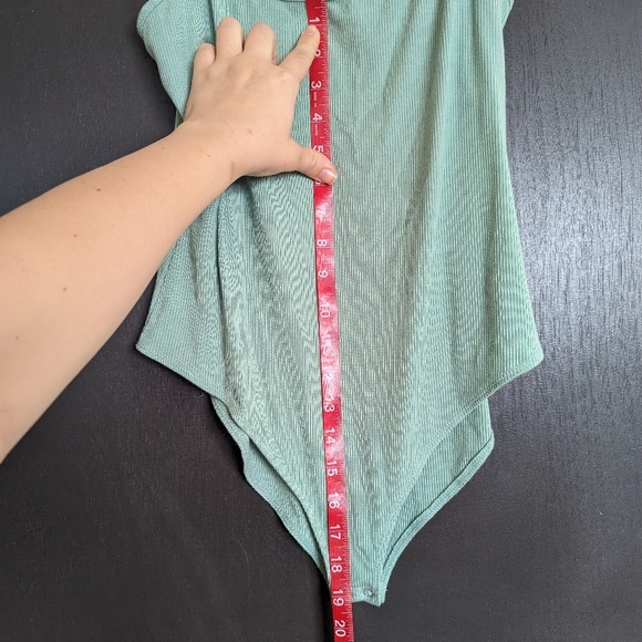 Forever Twenty One Sleeveless Bodysuit - Picture 4 of 4